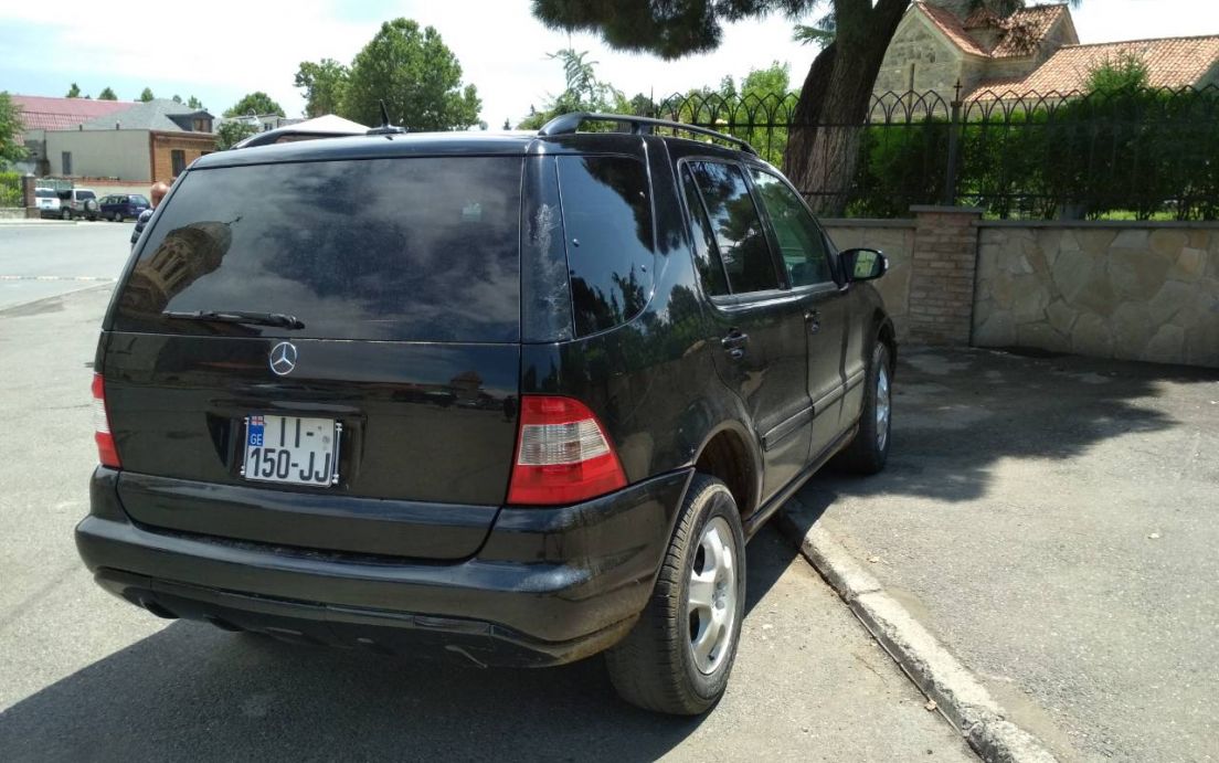 2006 MERCEDES-BENZ ML 320