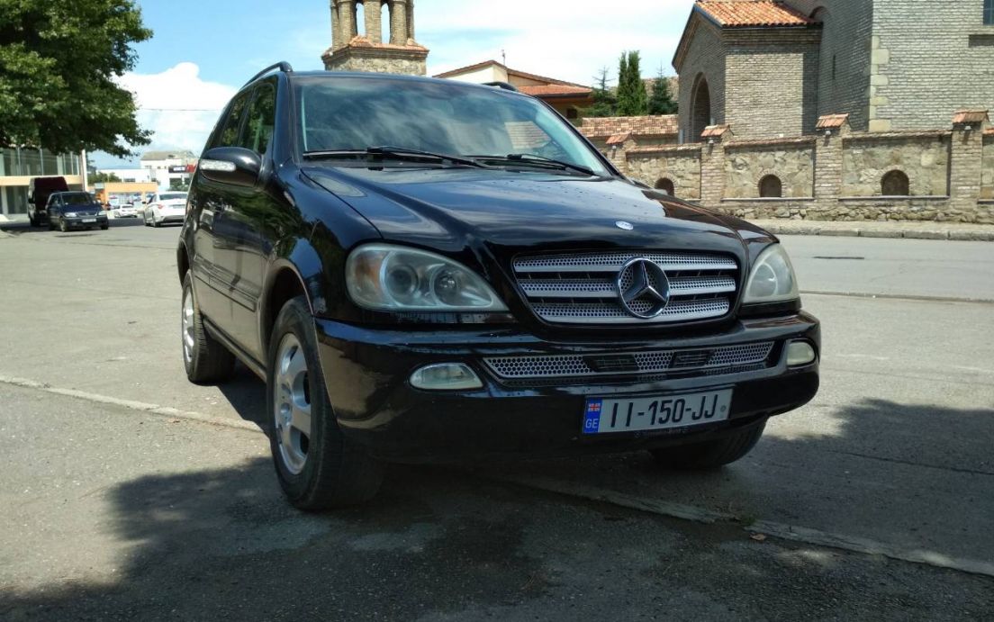 2006 MERCEDES-BENZ ML 320