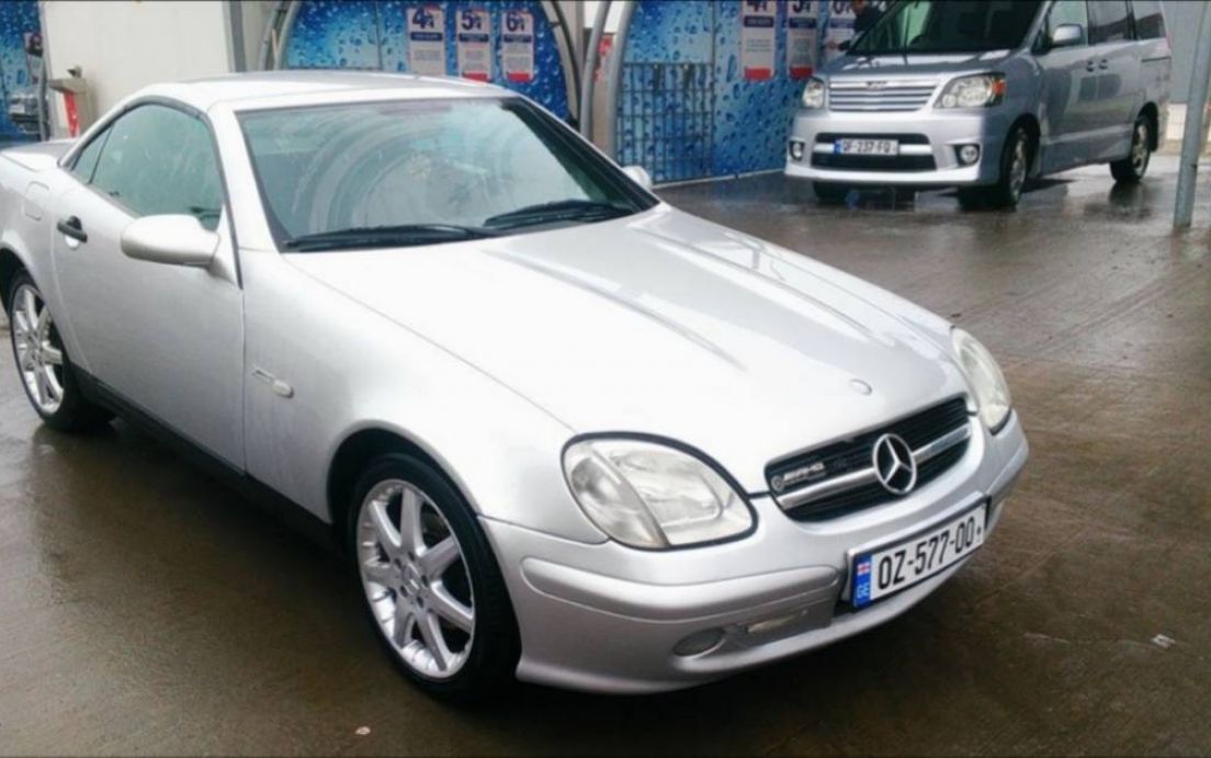 2000 MERCEDES-BENZ SLK 200