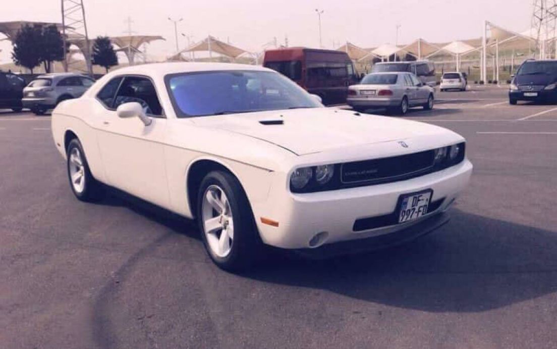 2012 DODGE Challenger